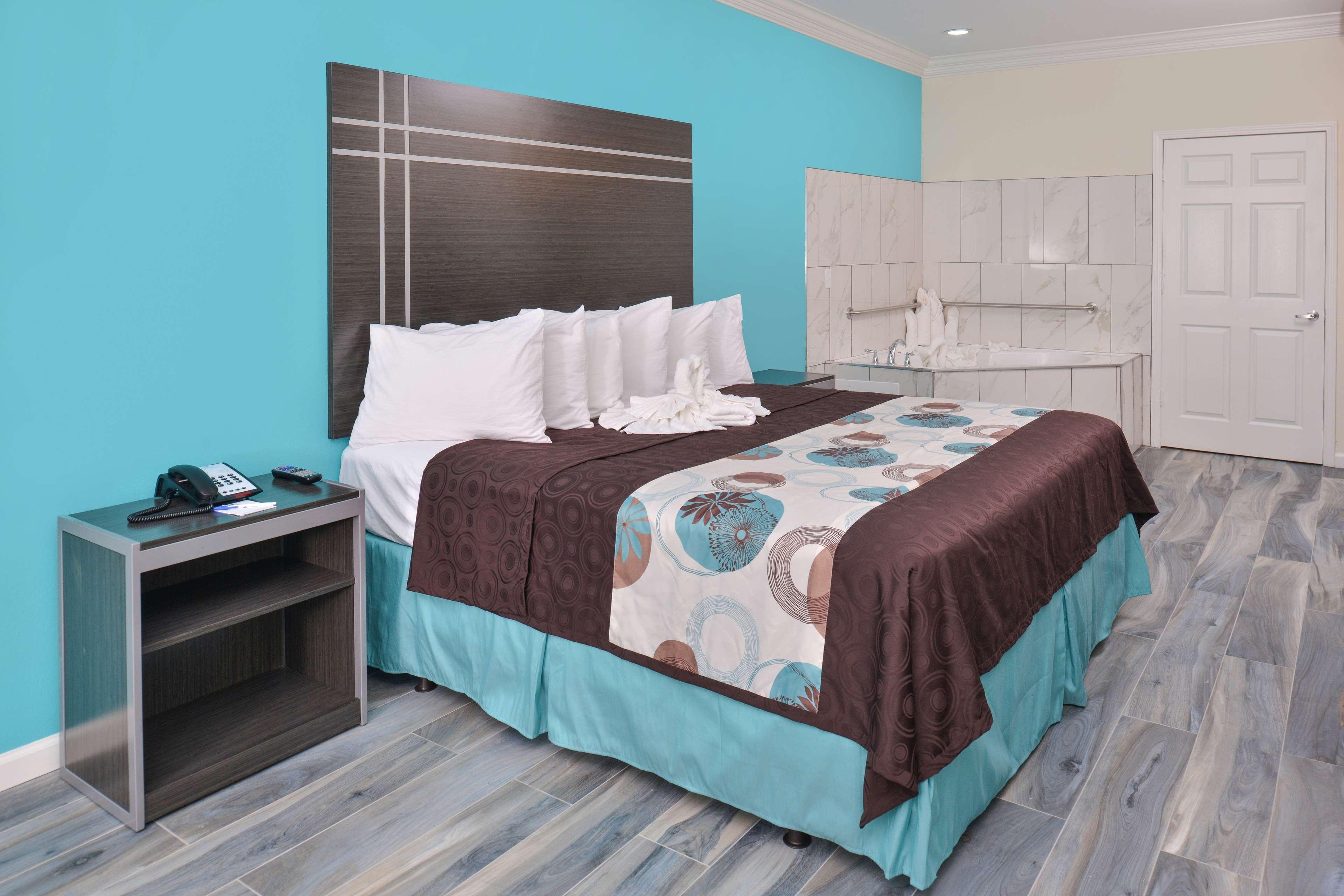 Americas Best Value Inn & Suites - Houston/Hwy 6 & Westpark Mission Bend Eksteriør billede