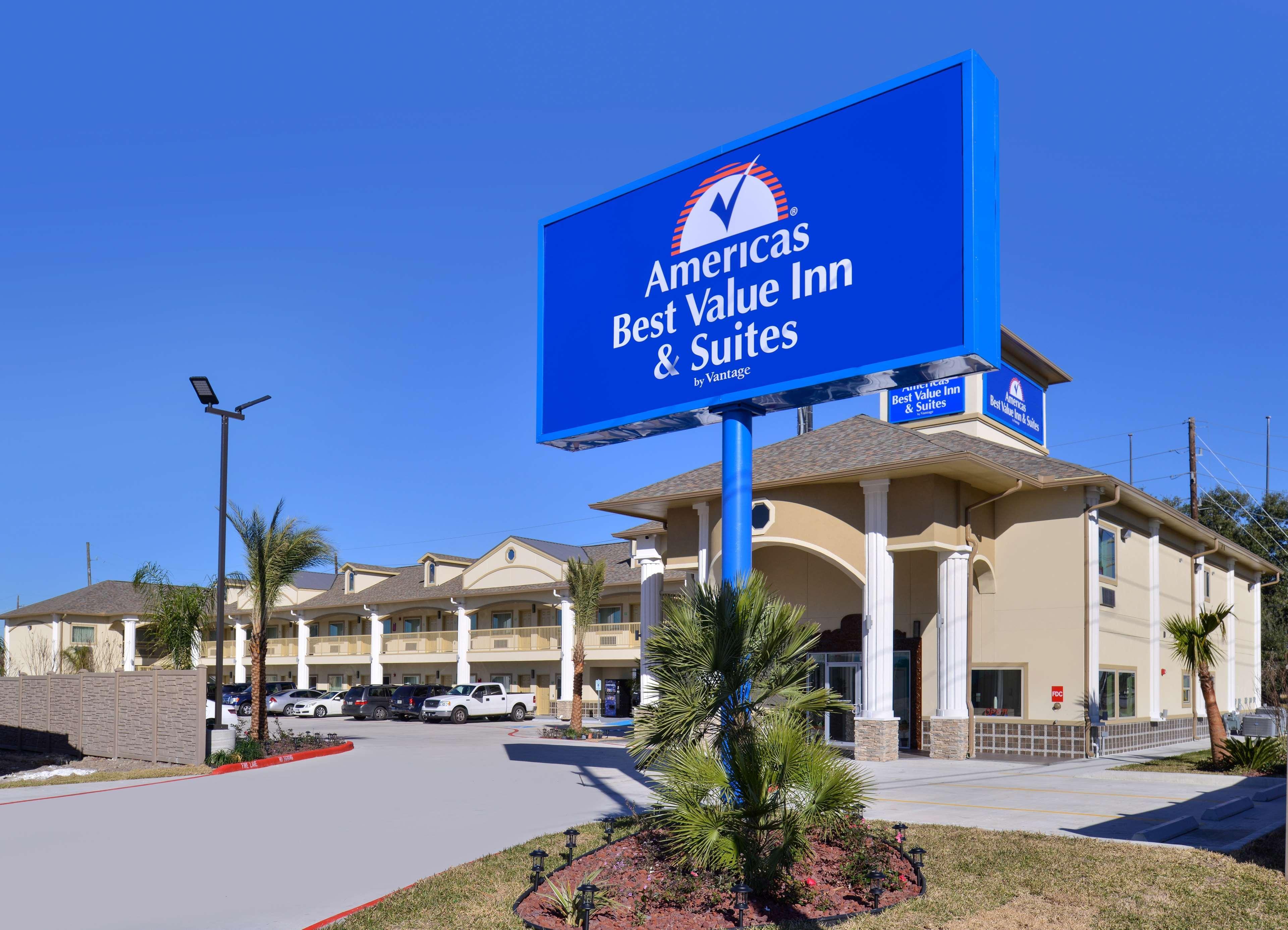 Americas Best Value Inn & Suites - Houston/Hwy 6 & Westpark Mission Bend Eksteriør billede