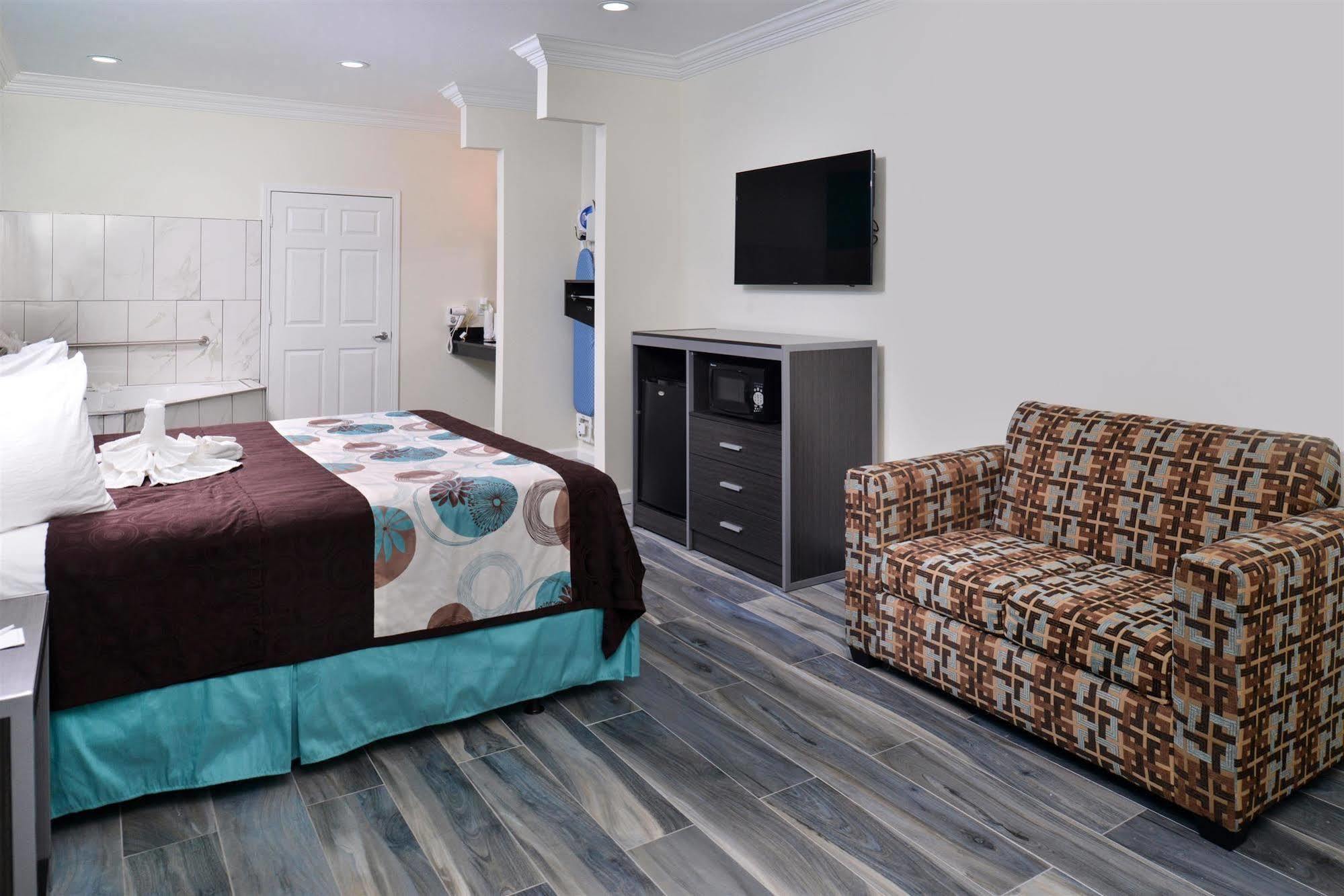 Americas Best Value Inn & Suites - Houston/Hwy 6 & Westpark Mission Bend Eksteriør billede